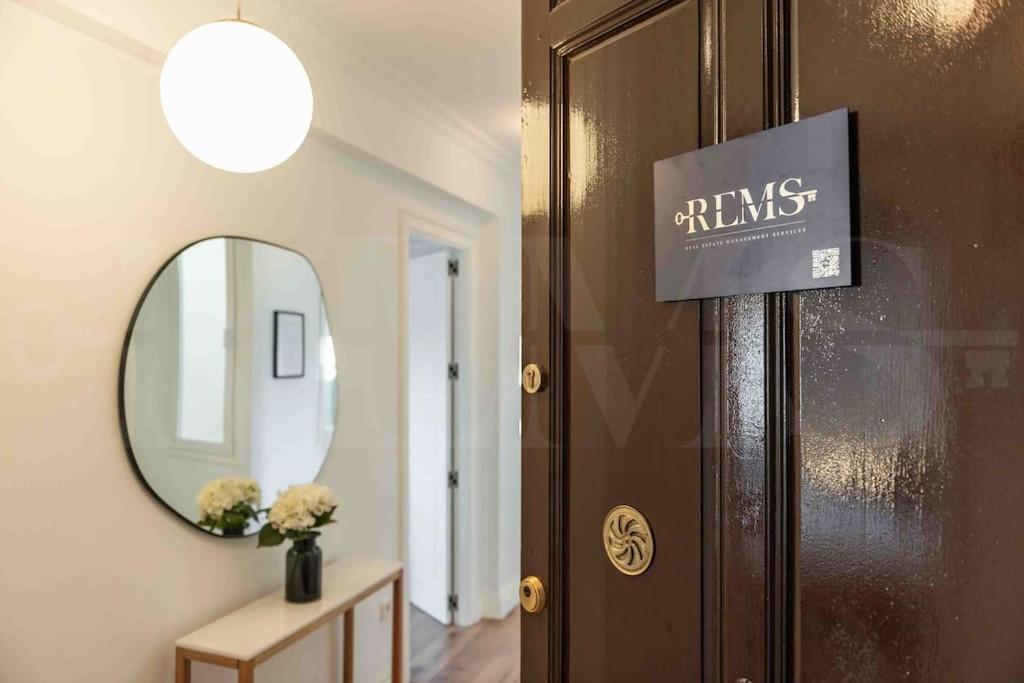 Modern Apartment Next To The Cervantes Theatre By Rems Màlaga Exteriér fotografie