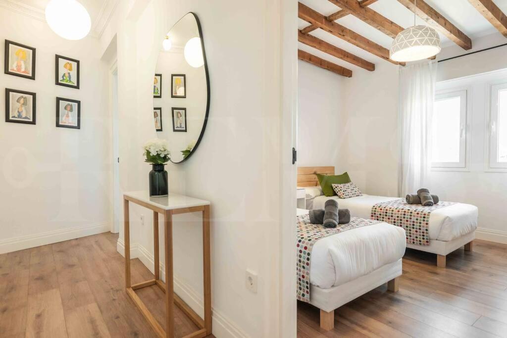 Modern Apartment Next To The Cervantes Theatre By Rems Màlaga Exteriér fotografie